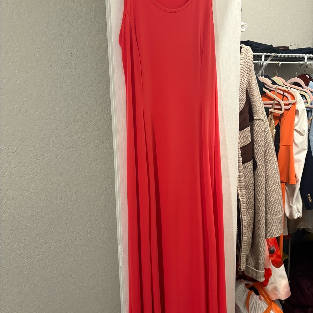 Elegant Red Sleeveless Dress